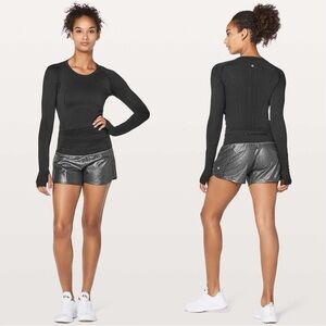 Lululemon Women’s Run Times Short II 4" in Luminosity Foil Print Black Silver 6